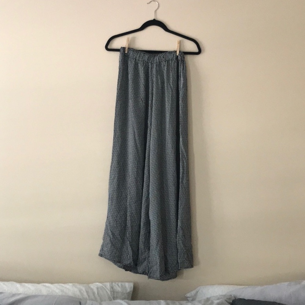 Brandy Melville Flowy Pants